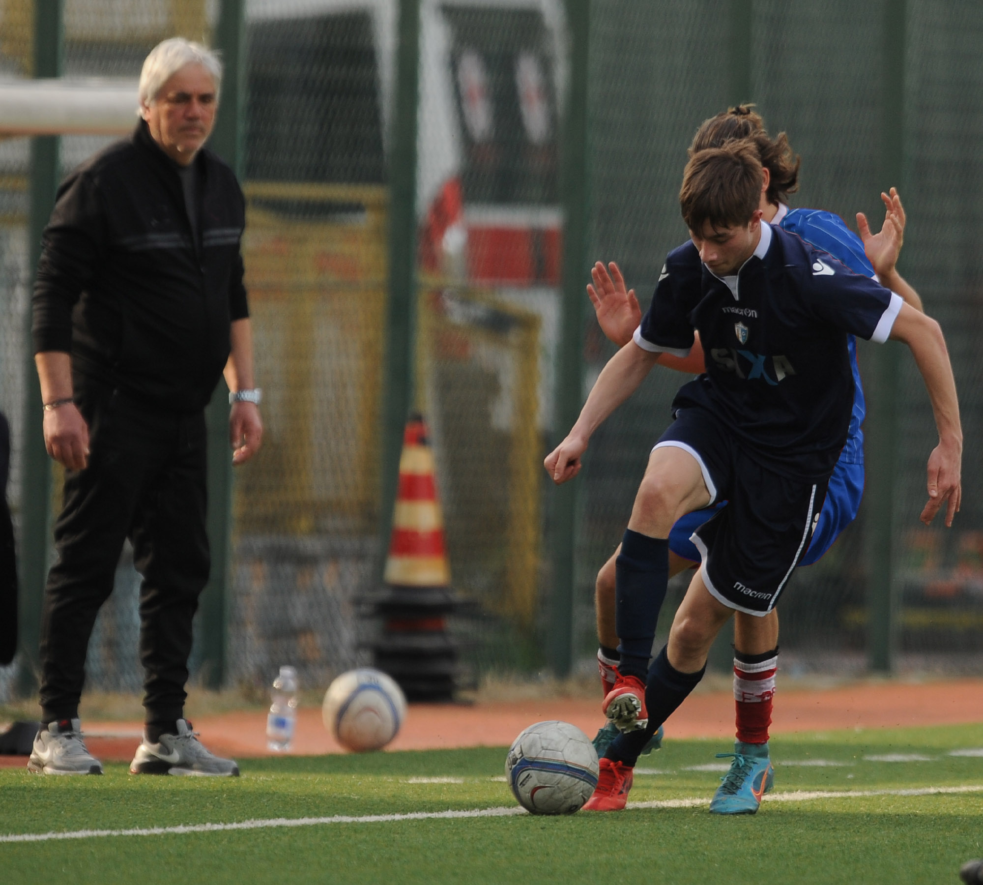 ISM2025_slide blu_3 smartphone